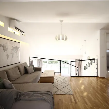 La Paloma Blanca * Tuzla